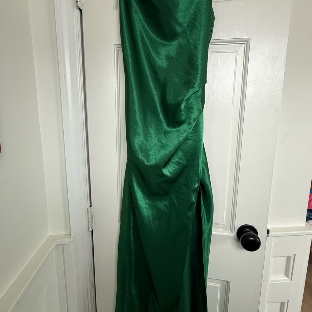 Selfie Leslie Emerald Satin Dress